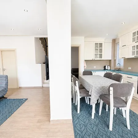 Gjiri I Lalezit - Lura 3 - Duplex 5 2 Floors 3 Bathrooms Garden Plazhi San Pietro