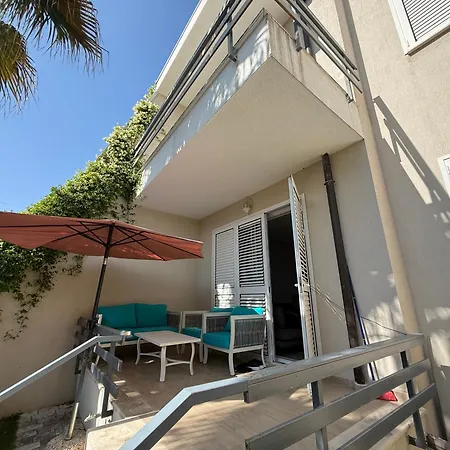 Gjiri I Lalezit - Lura 3 - Duplex 5 2 Floors 3 Bathrooms Garden *