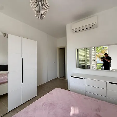 Gjiri I Lalezit - Lura 3 - Duplex 5 2 Floors 3 Bathrooms Garden Villa