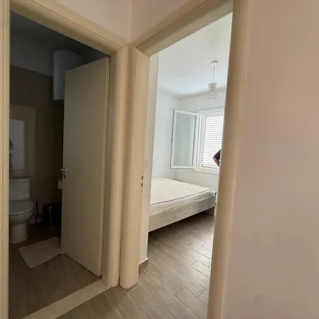 Gjiri I Lalezit - Lura 3 - Duplex 5 2 Floors 3 Bathrooms Garden